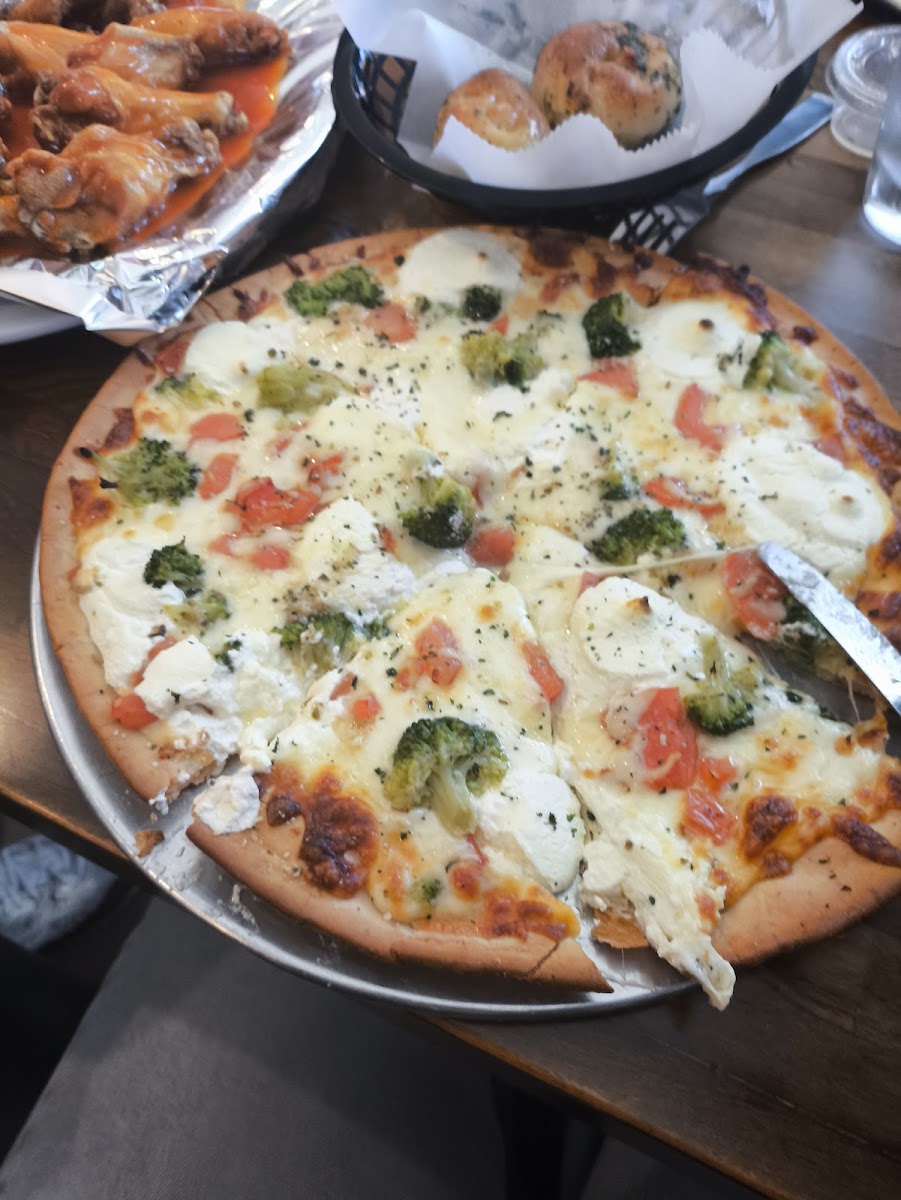 Mazzone’S Pizza Photos 2